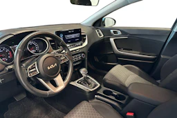 harmaa Kia Ceed 2025 kuva 3.