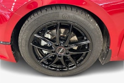 Punainen Kia ceed 2025 kuva 11.