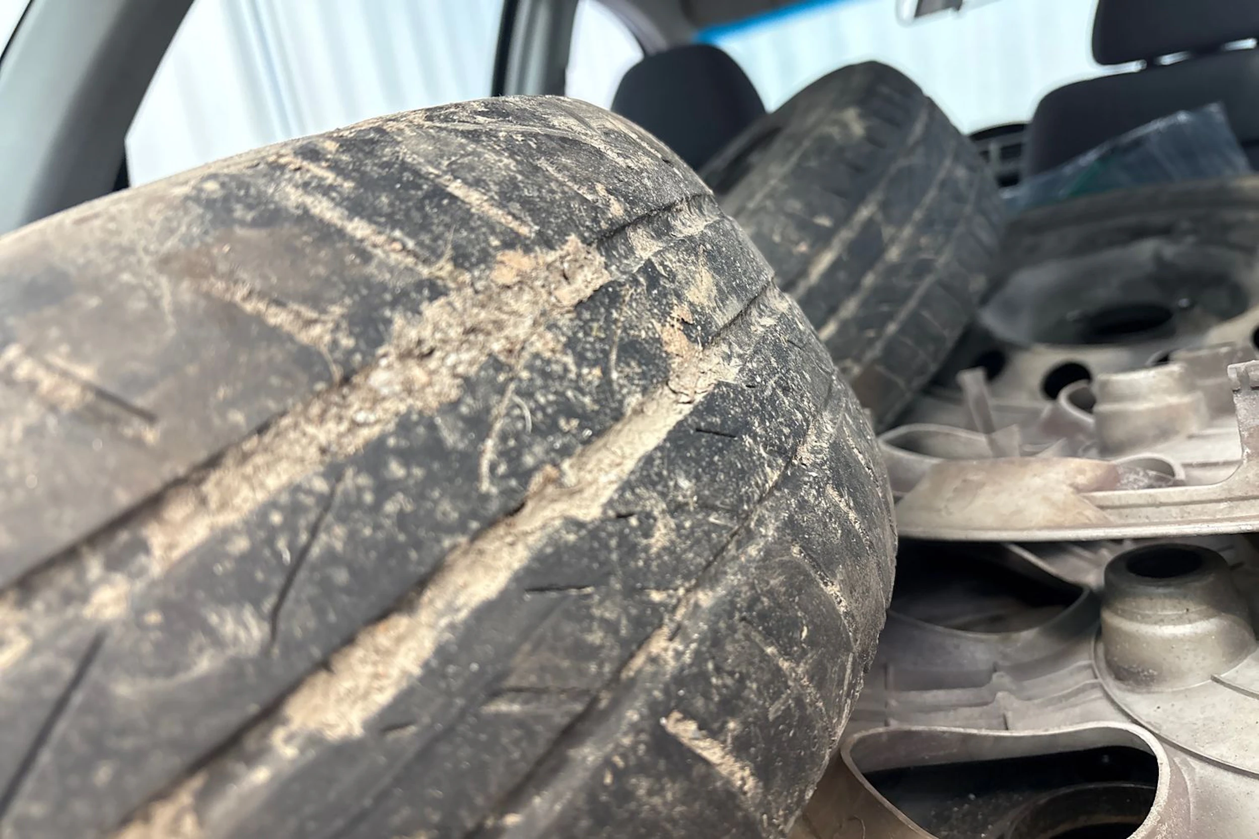 musta Kia Cerato 2006 kuva 11.