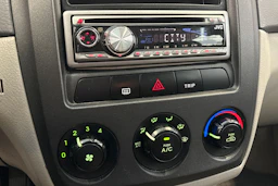 musta Kia Cerato 2006 kuva 13.