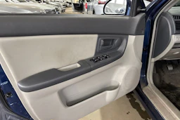 Sininen Kia Cerato 2006 kuva 12.