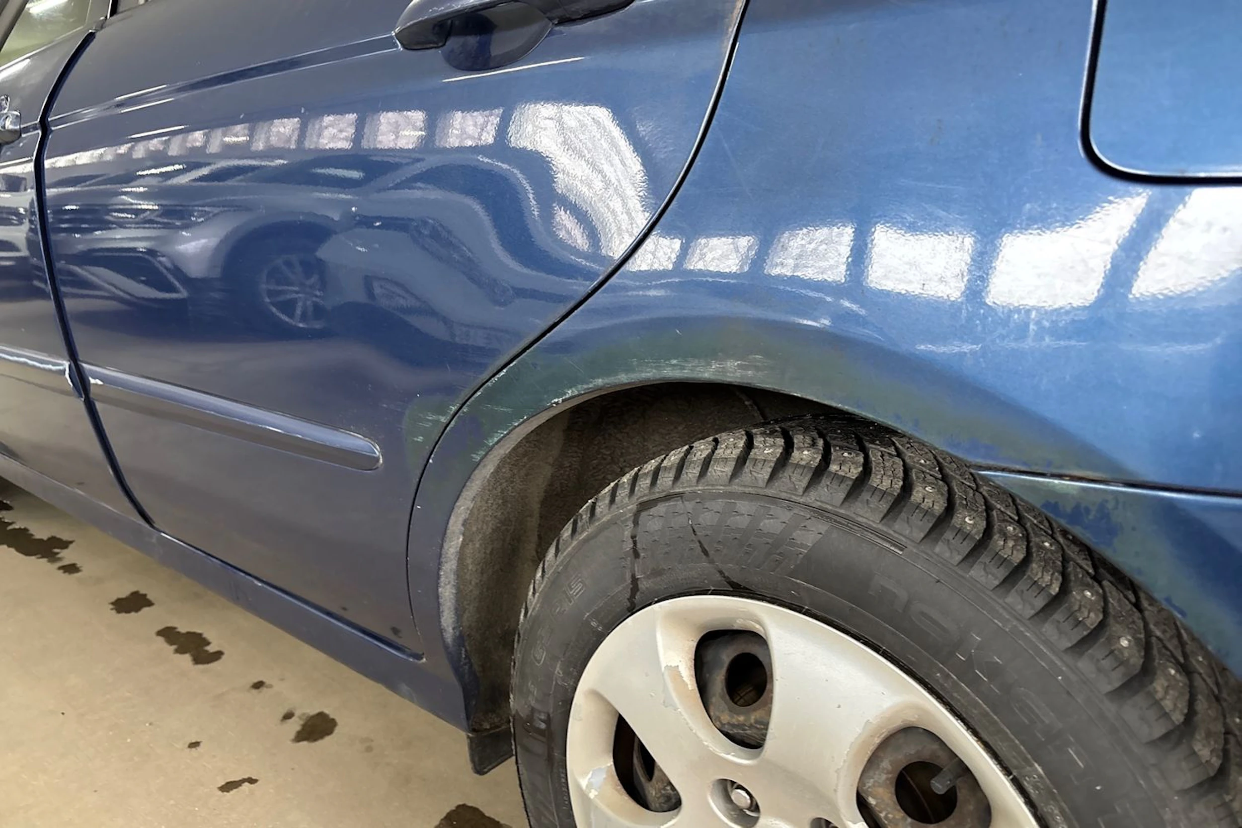 Sininen Kia Cerato 2006 kuva 18.