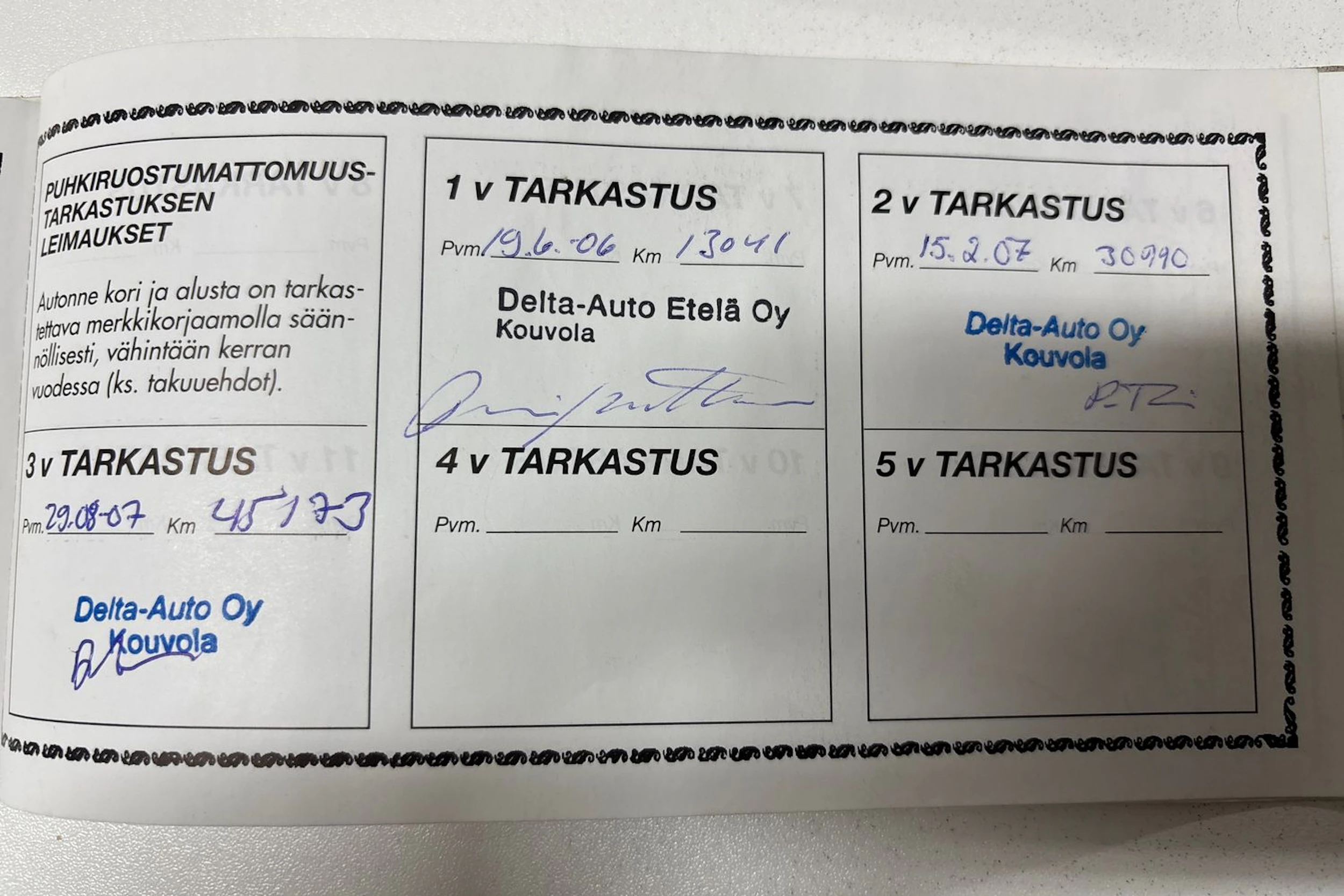 Sininen Kia Cerato 2006 kuva 30.