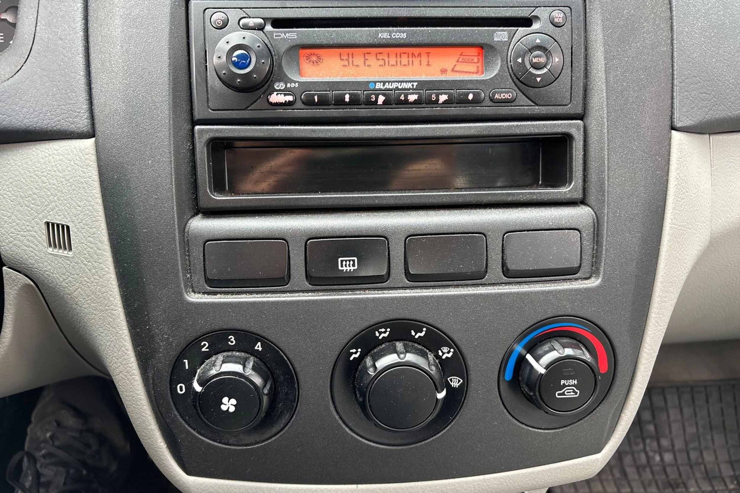 Sininen Kia Cerato 2006 kuva 36.