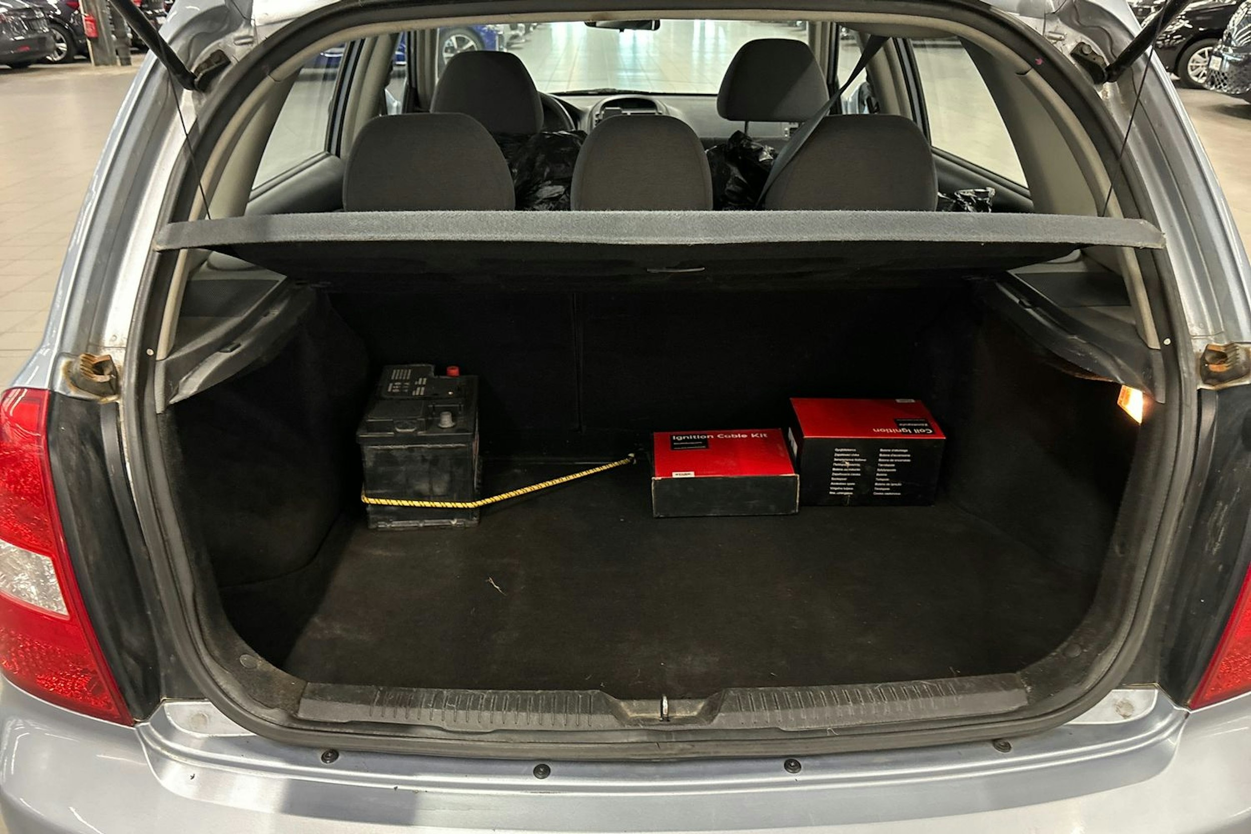 sininen Kia Cerato 2006 kuva 11.