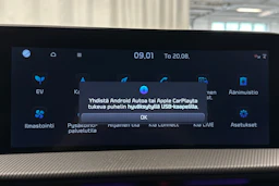 musta Kia EV6 2022 kuva 22.