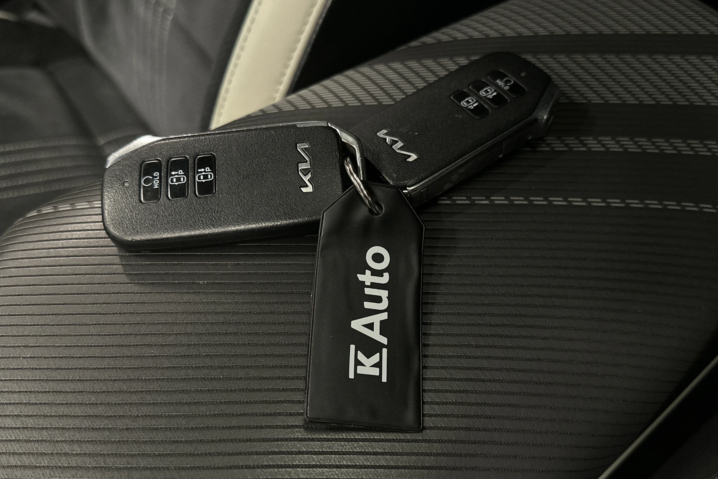 musta Kia EV6 2022 kuva 32.