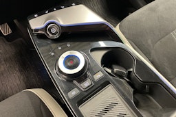 musta Kia EV6 2022 kuva 17.