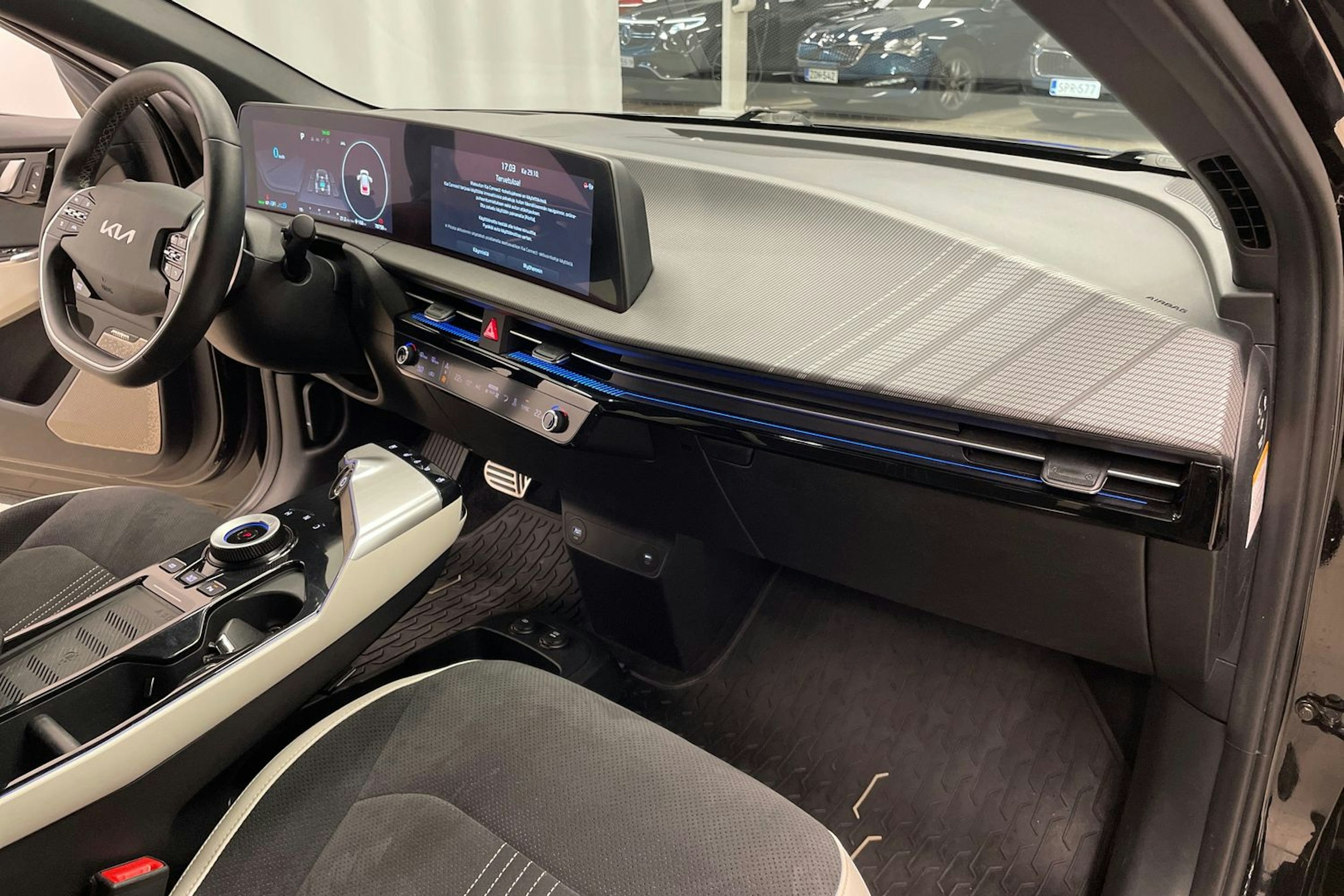 musta Kia EV6 2022 kuva 26.