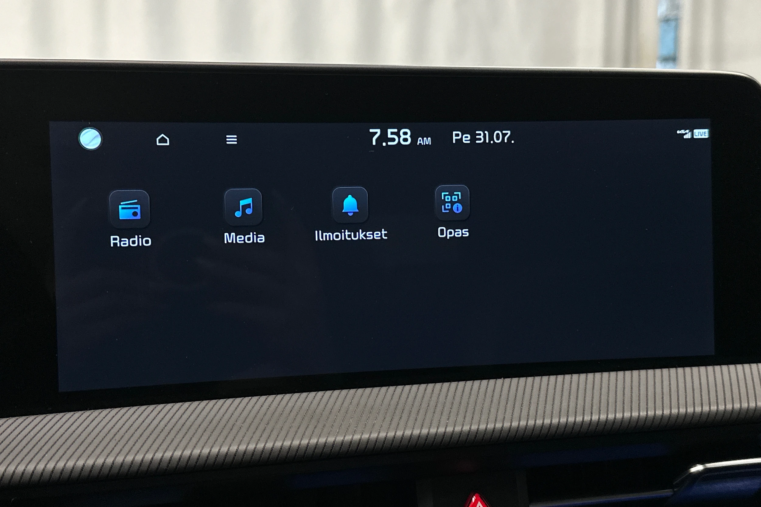 valkoinen Kia EV6 2022 kuva 20.