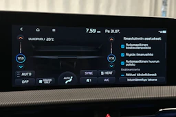 valkoinen Kia EV6 2022 kuva 24.