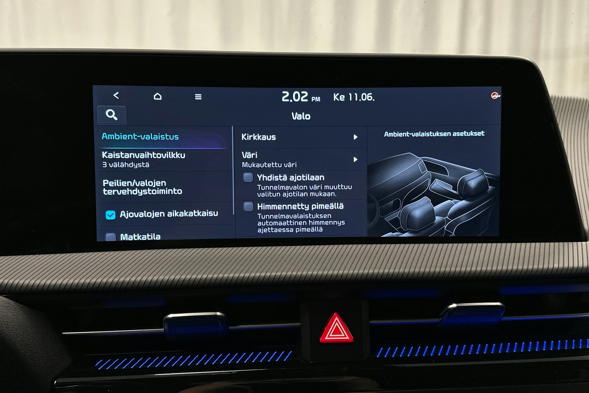 sininen Kia EV6 2022 kuva 30.