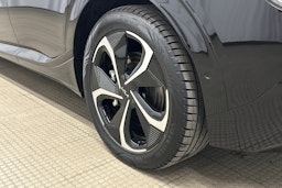 musta Kia EV6 2022 kuva 13.
