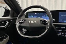 musta Kia EV6 2022 kuva 16.