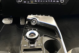 musta Kia EV6 2022 kuva 17.