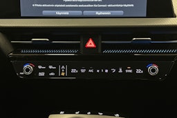 musta Kia EV6 2022 kuva 18.