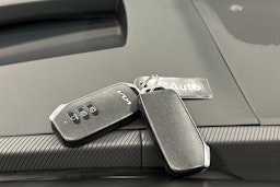 musta Kia EV6 2022 kuva 34.