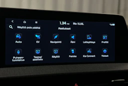 punainen Kia EV6 2022 kuva 28.