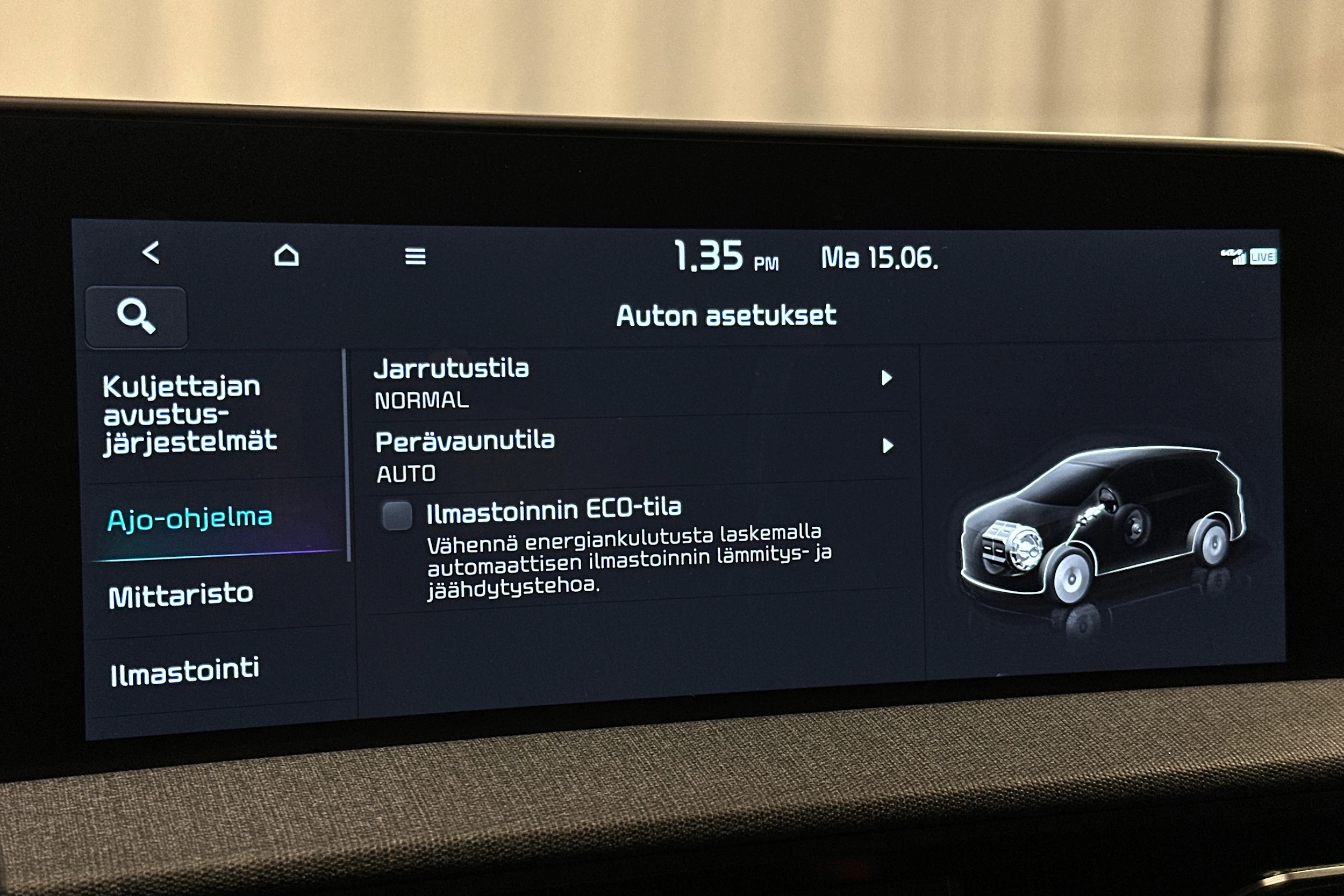 punainen Kia EV6 2022 kuva 30.