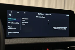 punainen Kia EV6 2022 kuva 32.