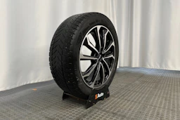 valkoinen Kia EV6 2022 kuva 10.