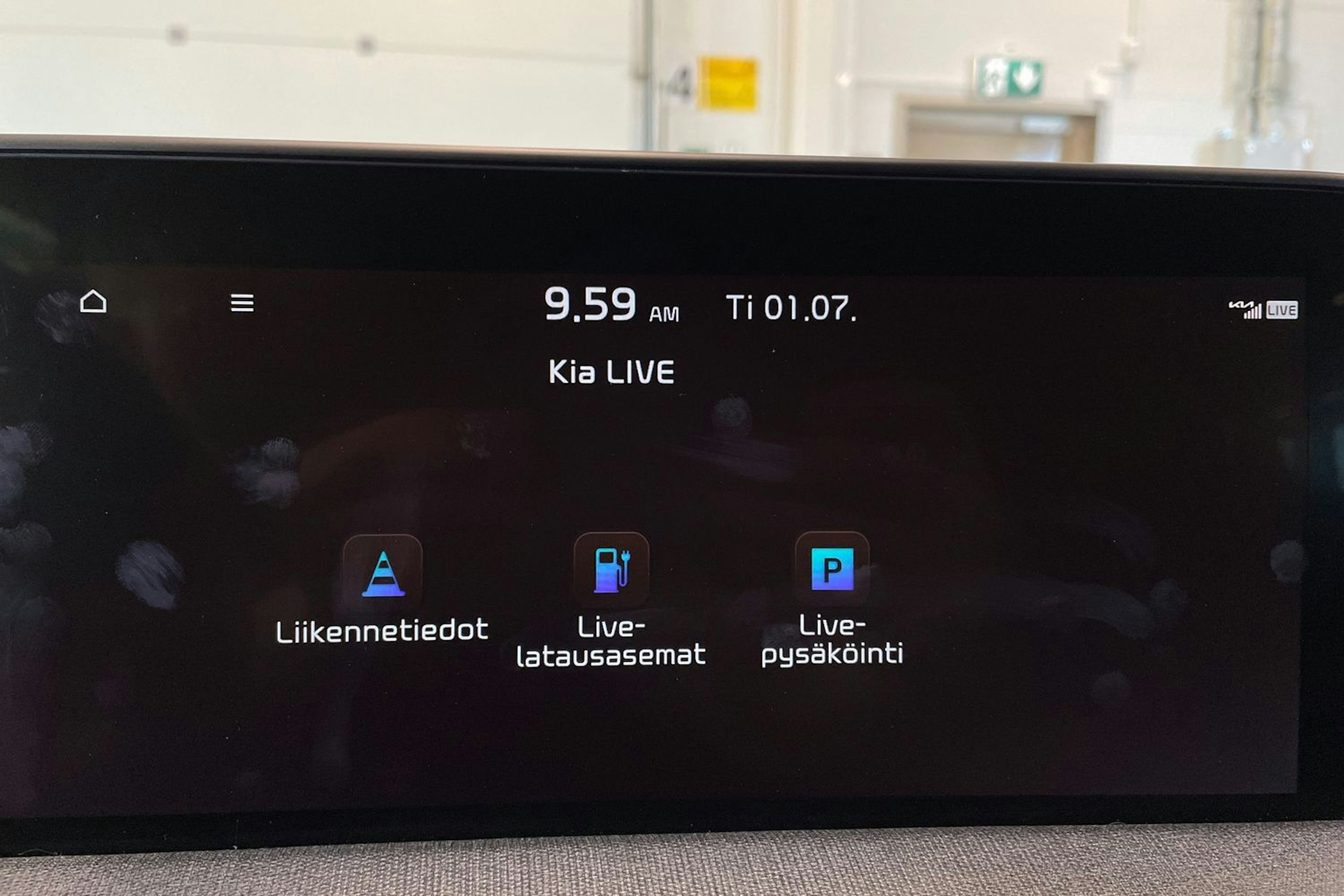 musta Kia EV6 2022 kuva 28.