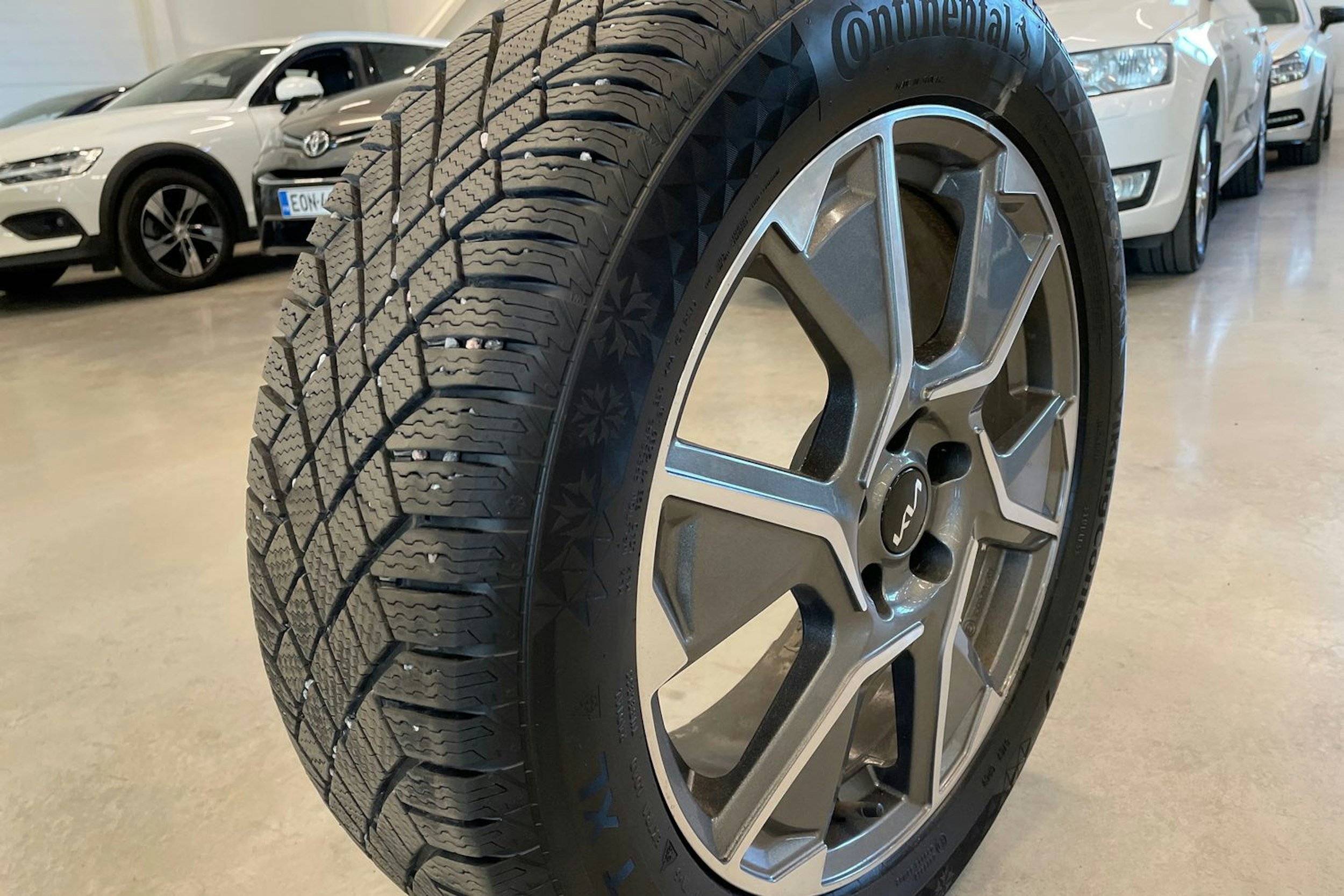 musta Kia EV6 2022 kuva 37.