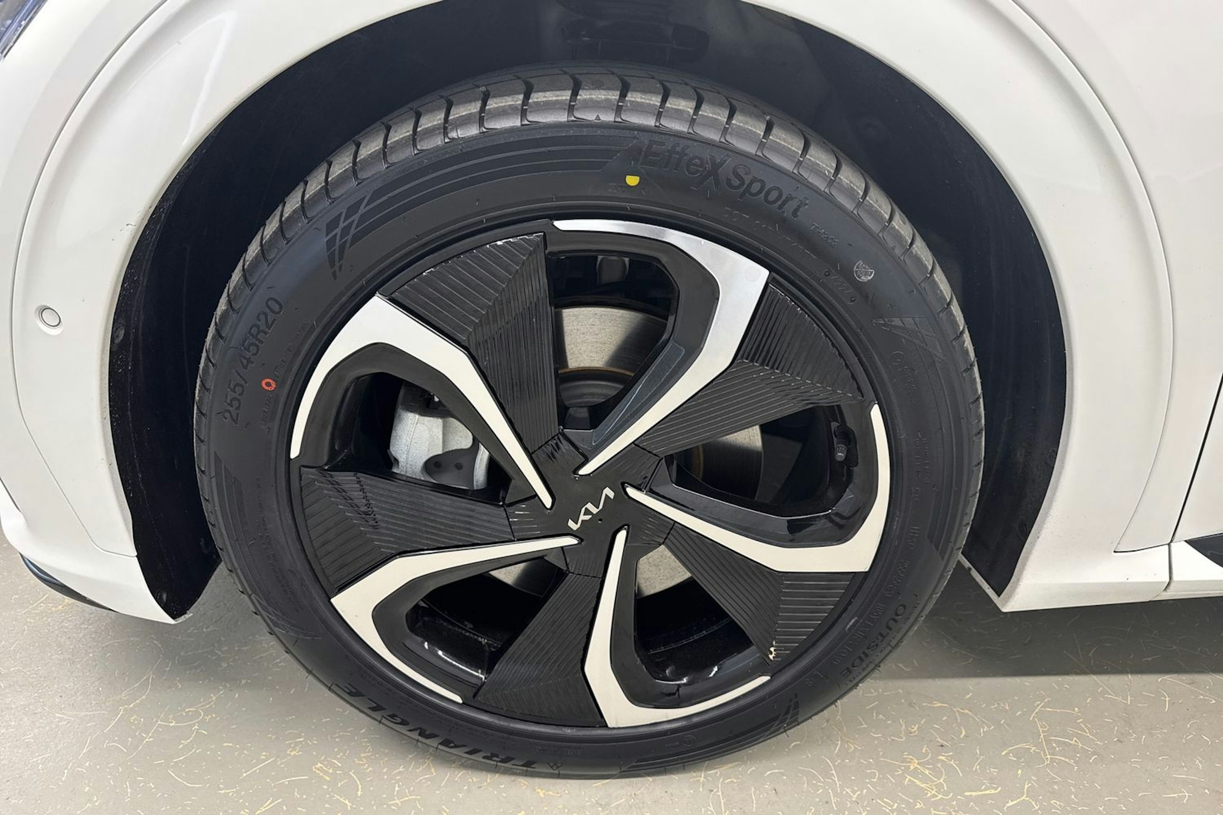 Kia EV6 2022 kuva 13.