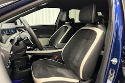 sininen Kia EV6 2022 kuva 17.