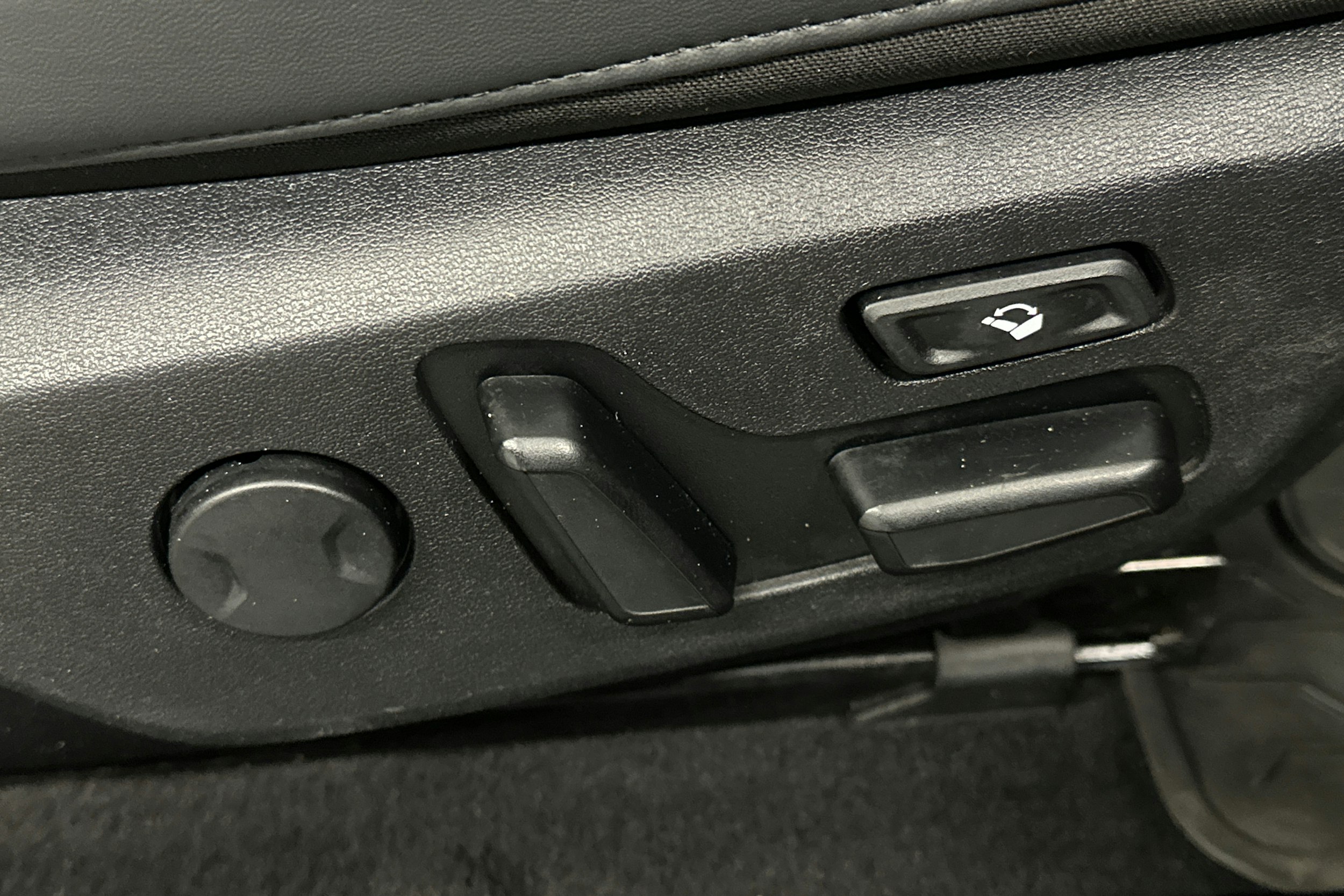 sininen Kia EV6 2022 kuva 20.