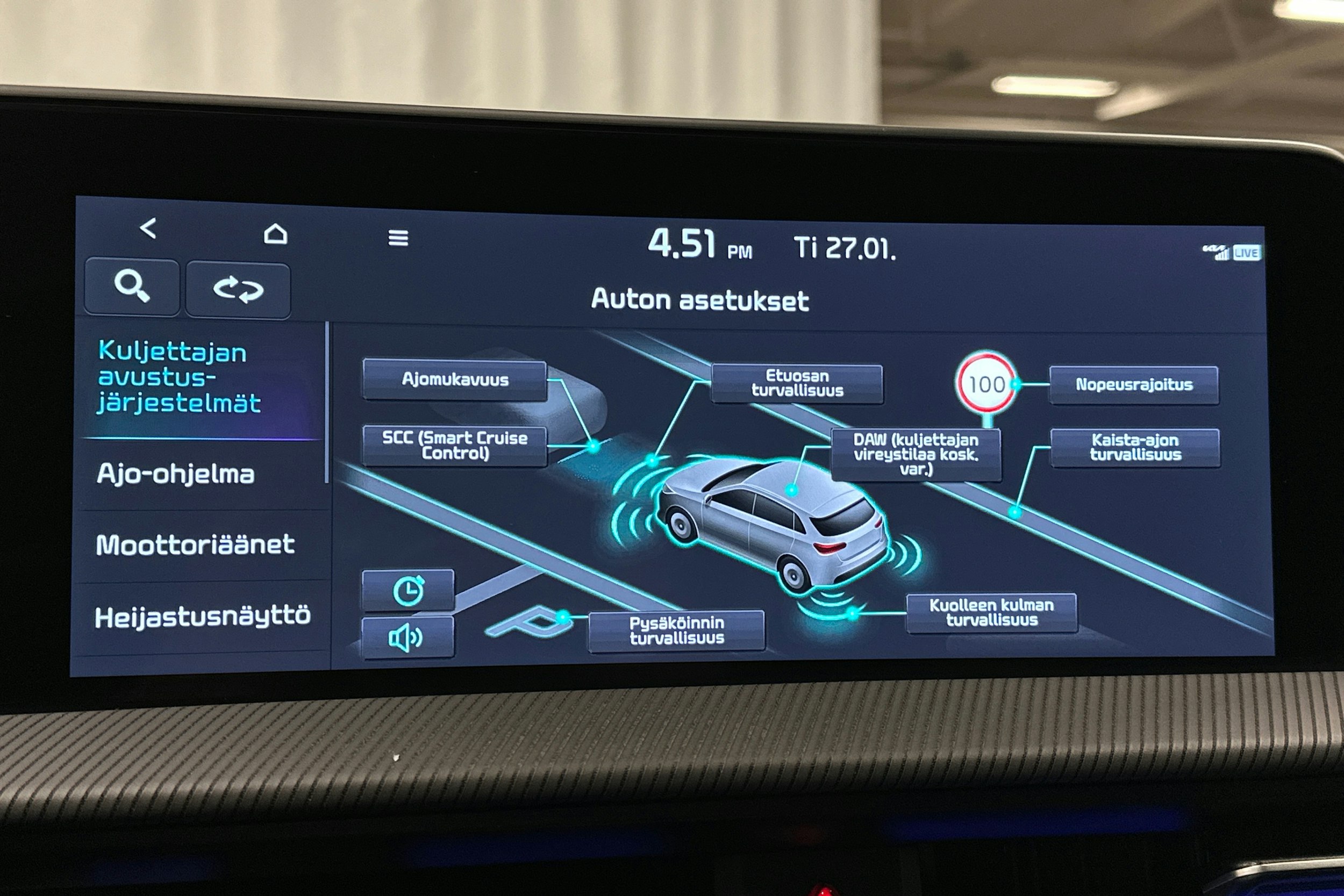 sininen Kia EV6 2022 kuva 28.