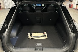 musta Kia EV6 2022 kuva 14.