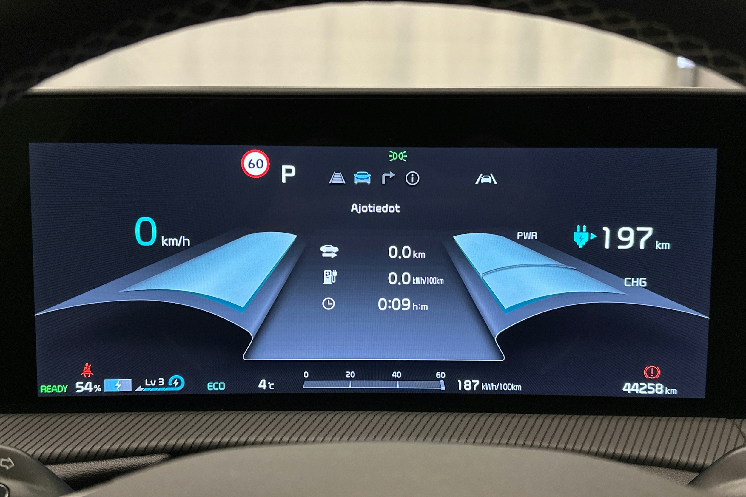 musta Kia EV6 2022 kuva 24.