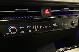 musta Kia EV6 2022 kuva 32.