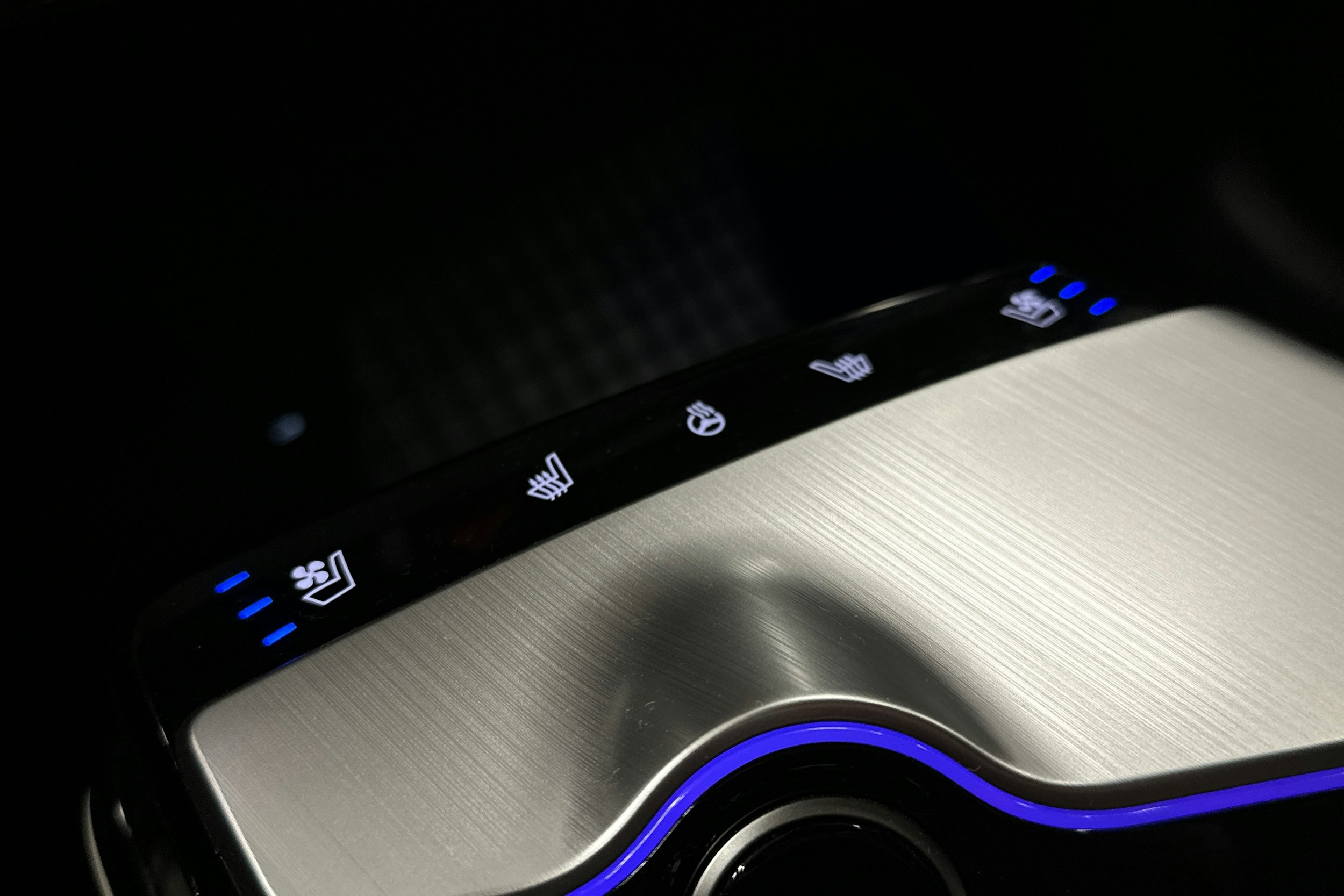 musta Kia EV6 2022 kuva 33.