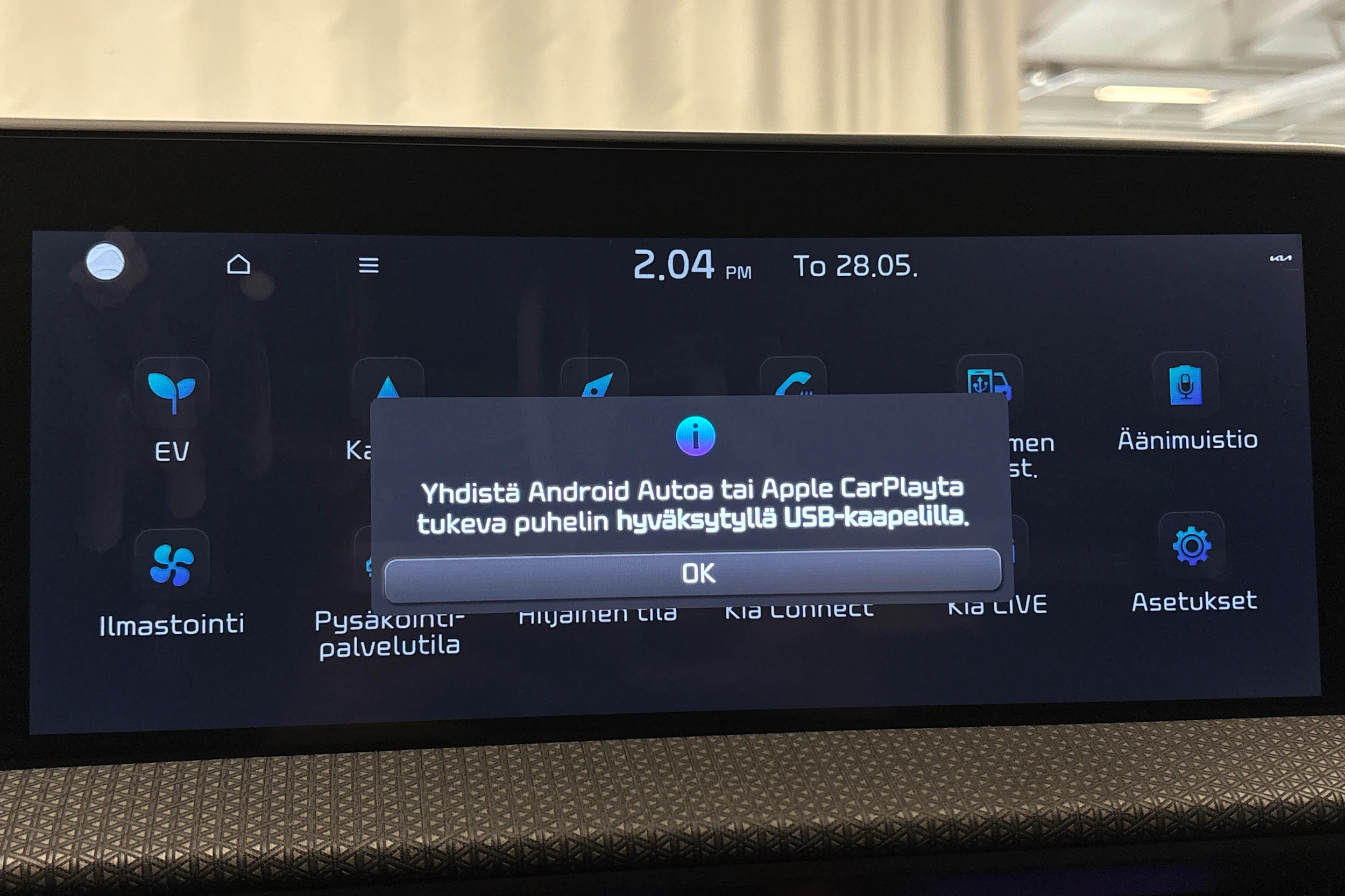 punainen Kia EV6 2022 kuva 23.