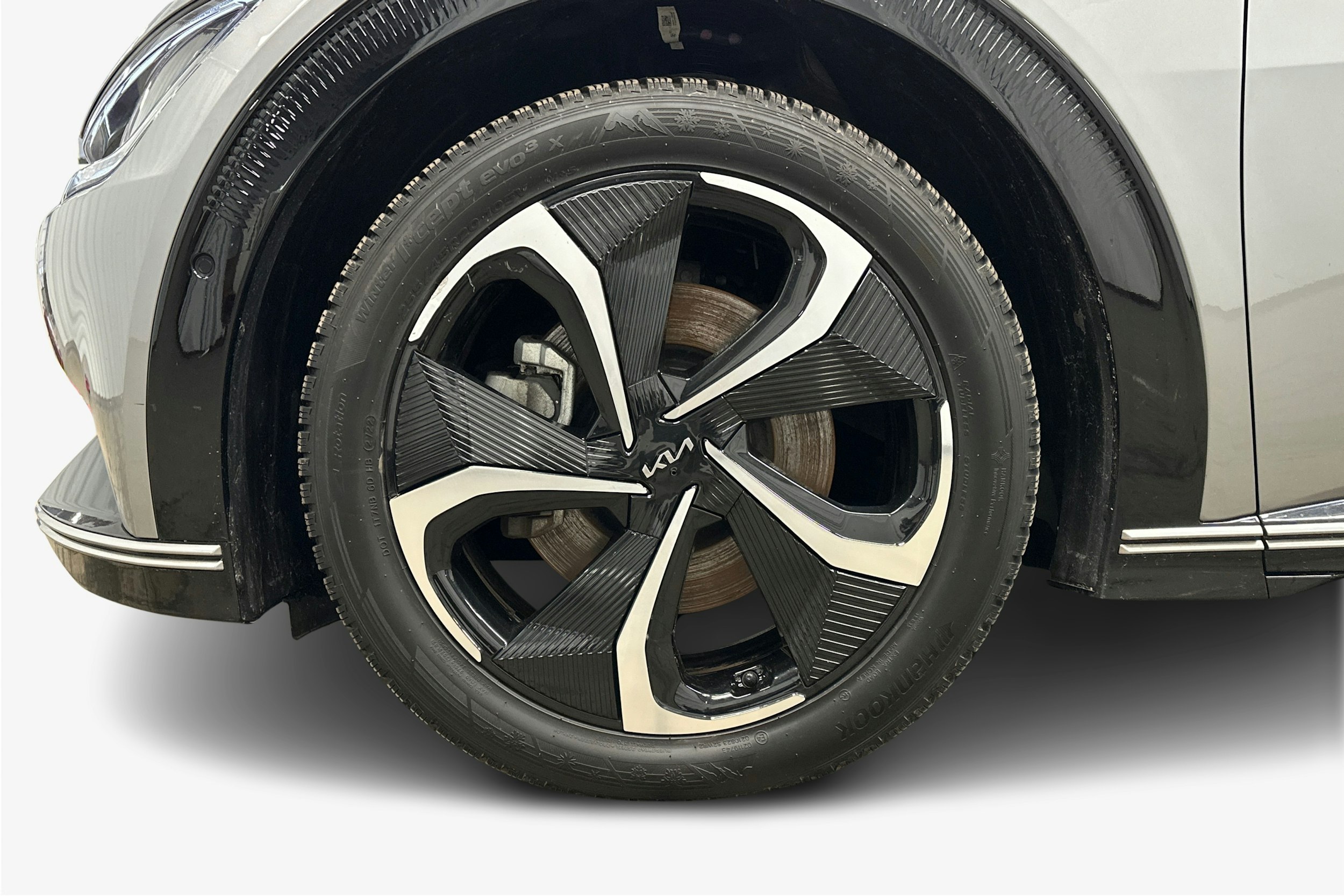 harmaa Kia EV6 2022 kuva 11.