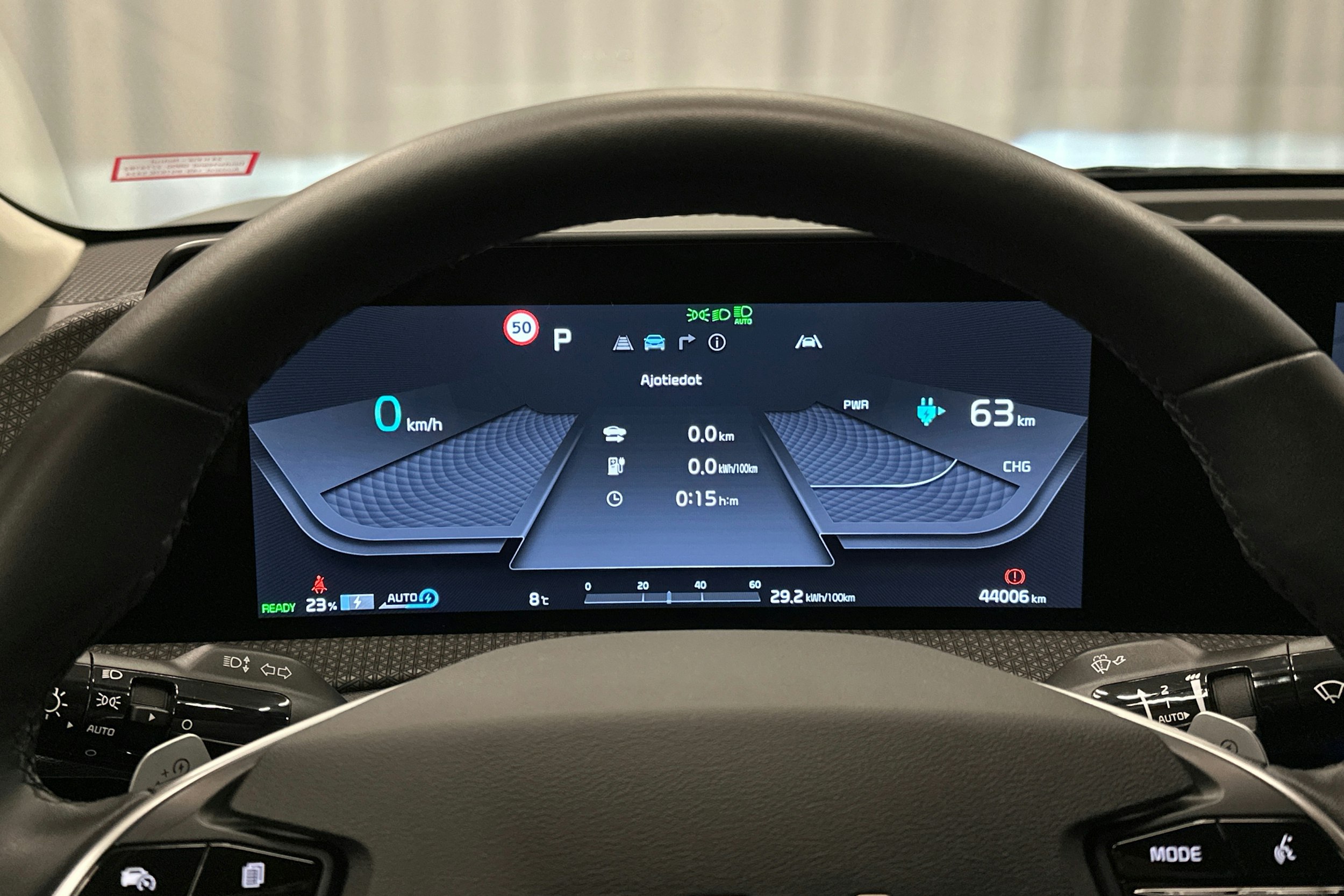 harmaa Kia EV6 2022 kuva 16.