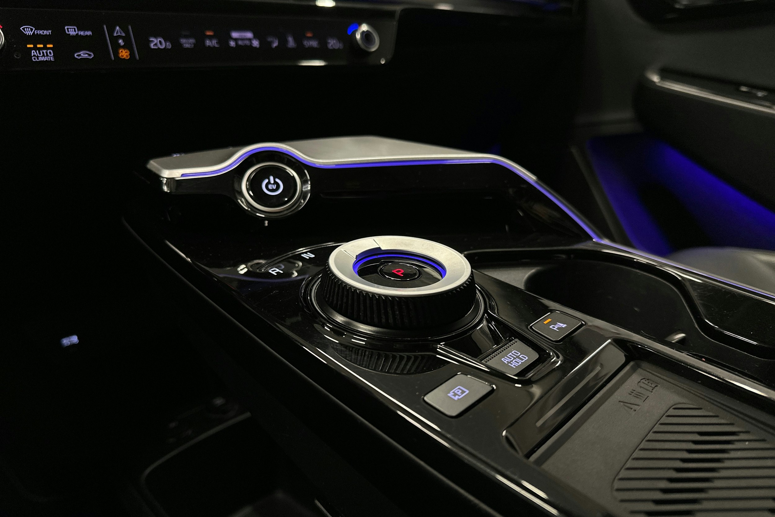 harmaa Kia EV6 2022 kuva 28.