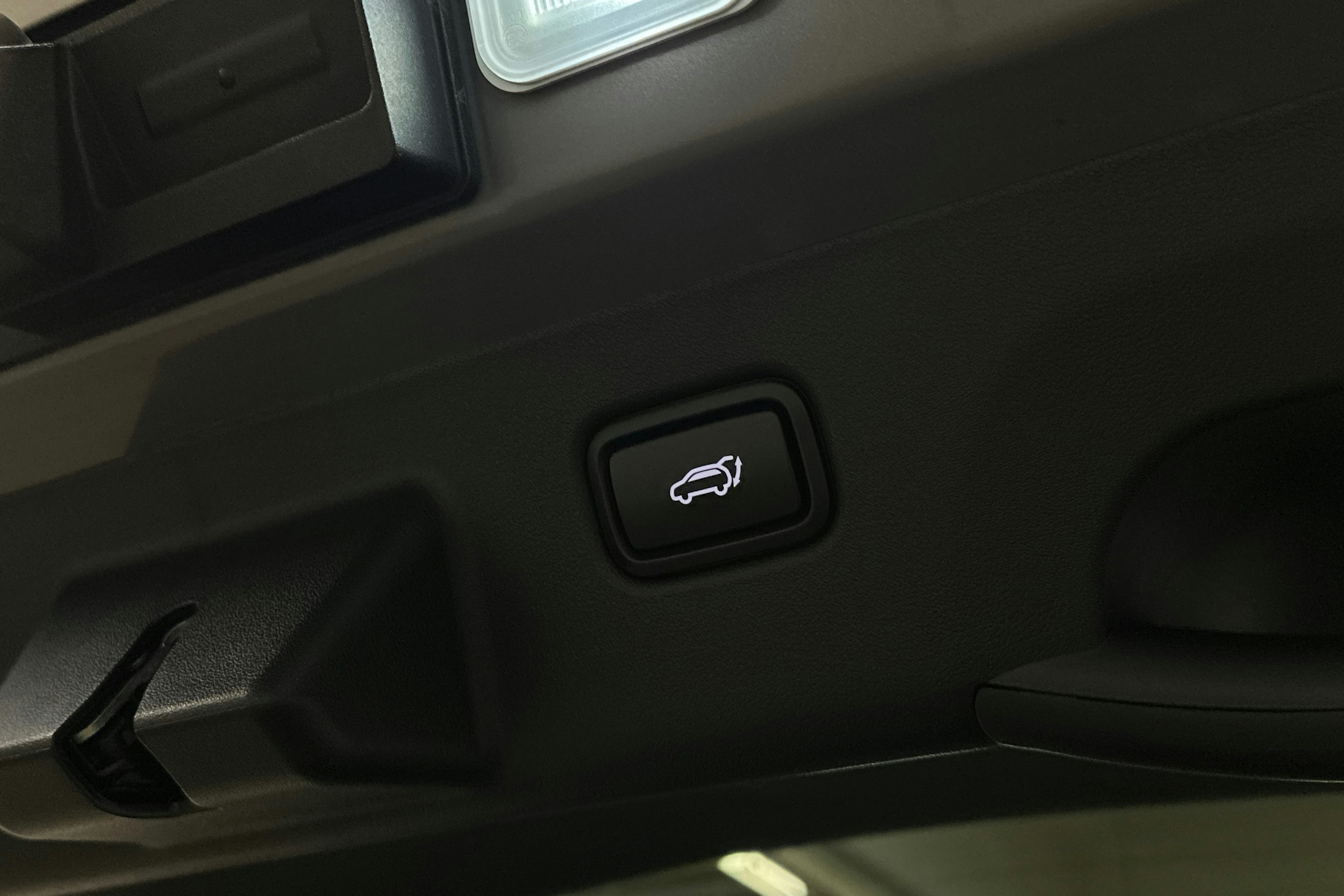 harmaa Kia EV6 2022 kuva 35.