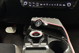 musta Kia EV6 2022 kuva 15.