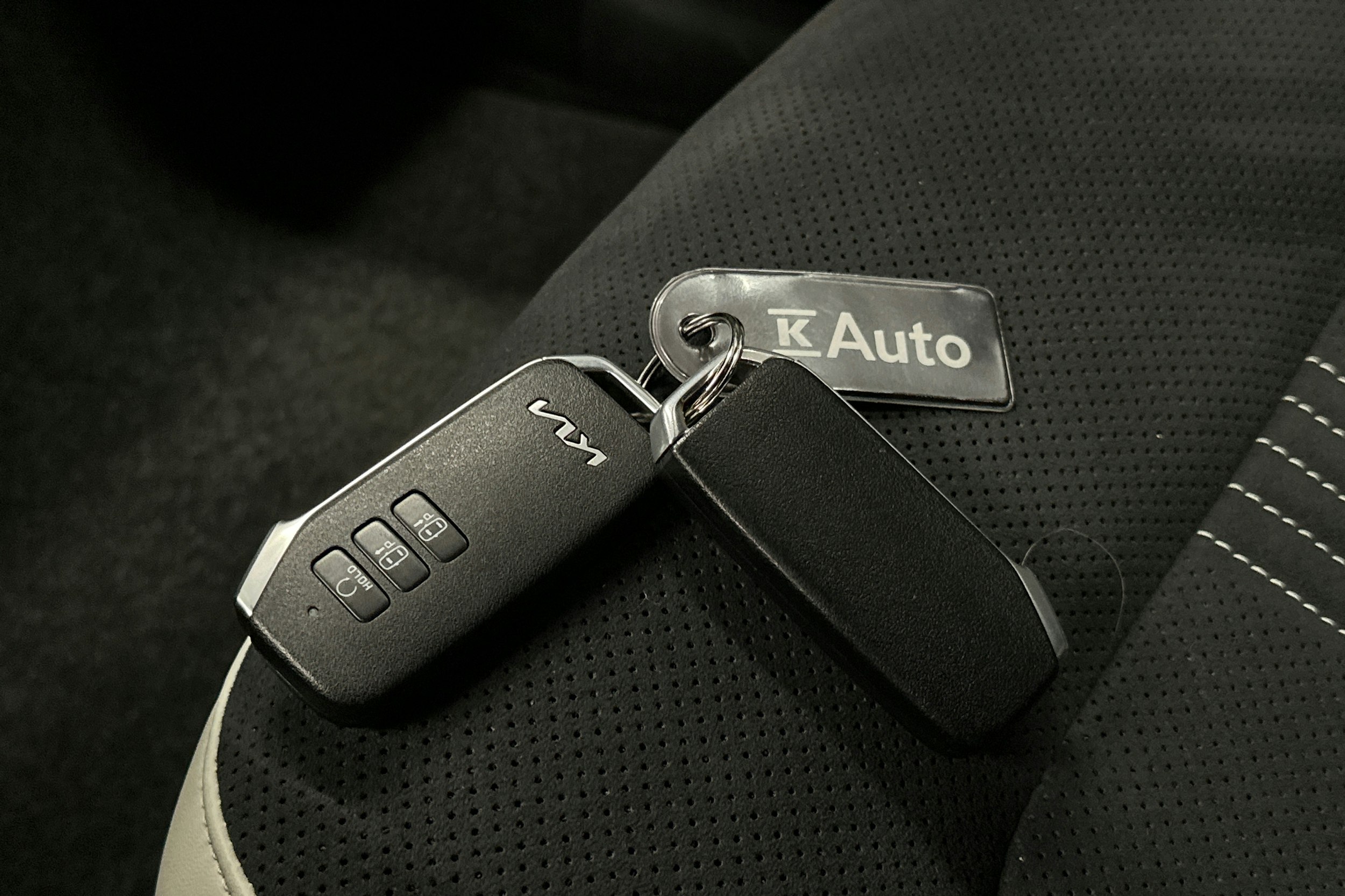 musta Kia EV6 2022 kuva 34.