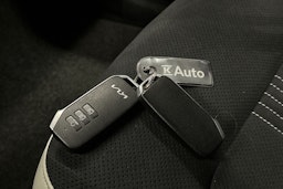 musta Kia EV6 2022 kuva 34.