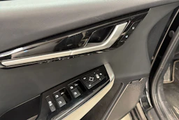 musta Kia EV6 2022 kuva 14.