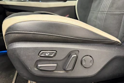 musta Kia EV6 2022 kuva 15.