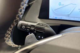 musta Kia EV6 2022 kuva 18.