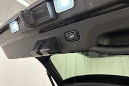 musta Kia EV6 2022 kuva 32.