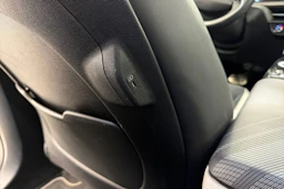 musta Kia EV6 2022 kuva 33.