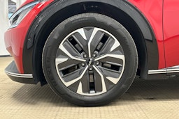 punainen Kia EV6 2022 kuva 29.