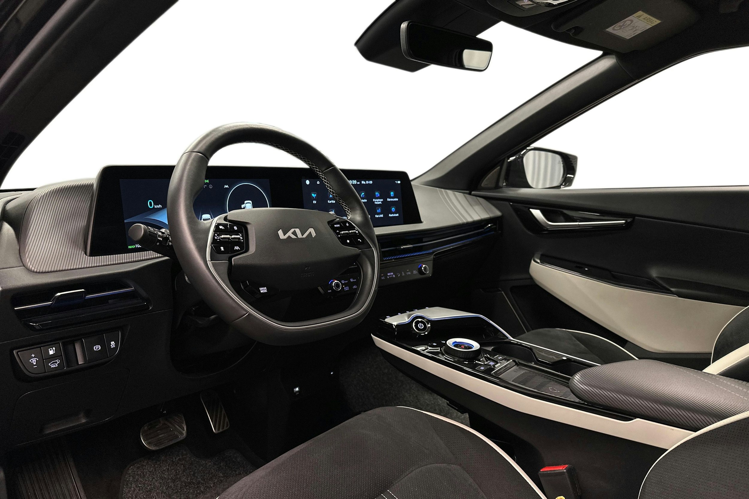 musta Kia EV6 2022 kuva 7.